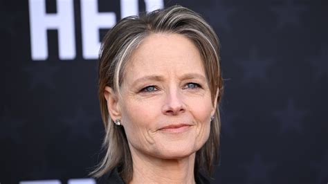 How Jodie Foster Really Feels About Her Coppertone。